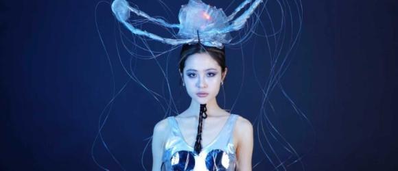 A woman in the fashion show