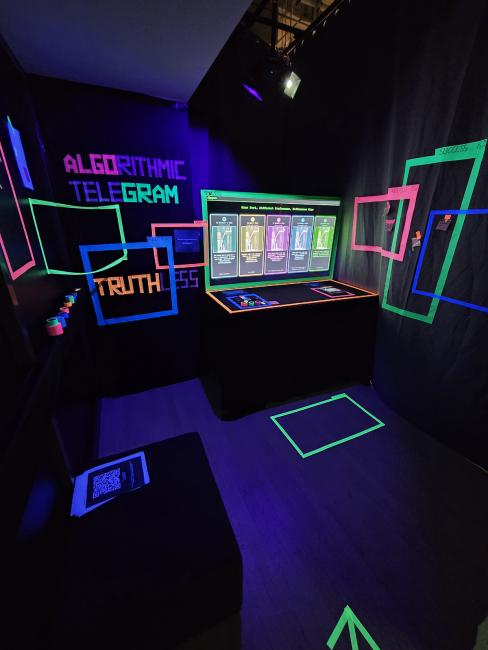 selective vision under ultraviolet light